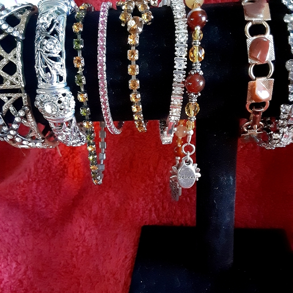 Bracelets 10$ each